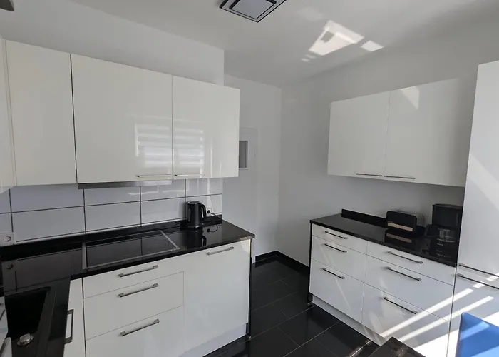 Grosse Frisch Renoviert In Bester Lage *